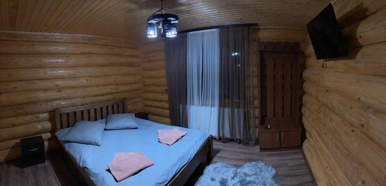 Садиба У Пасічника Guest House Pilipets Exterior foto